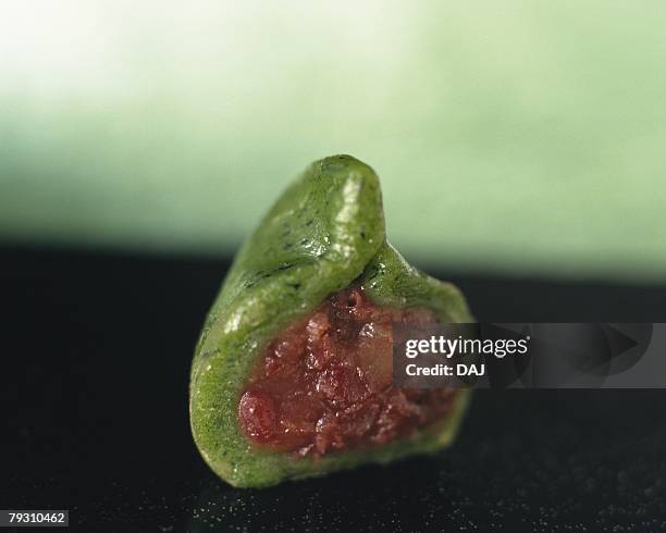 wagashi called kusadaihuku, close up, differential focus - daifuku mochi stockfoto's en -beelden