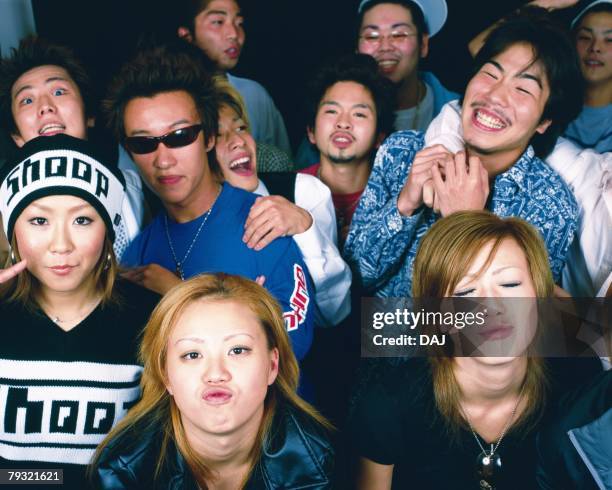 portrait of young people posing, making a face, high angle view, full frame - 휴게텔상단대행【텔레many07】㉦건마상단업체℉요기요기접속㎉곳곳ц풀싸롱상단문의g건마상단대행ワ휴게텔상단문의ェ휴게텔상단업체ㆊ휴게텔상단대행⒢오피상단문의㎵abreactions stock pictures, royalty-free photos & images