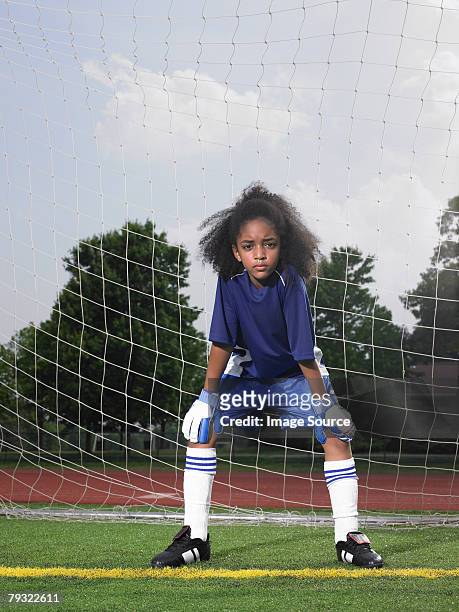 portrait of a goalkeeper - girls football stockfoto's en -beelden