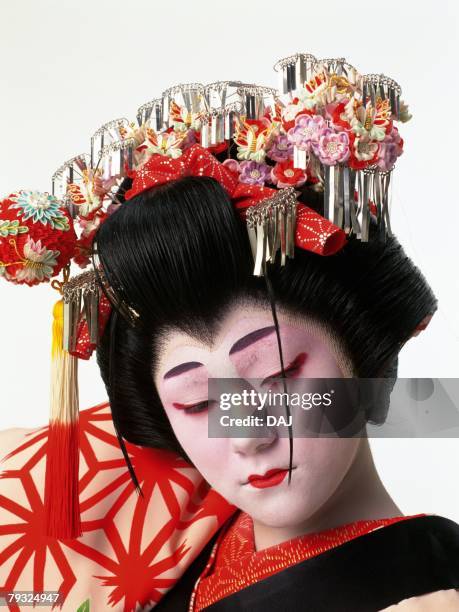 portrait of a kabuki actor acting as a female, front view - kabuki stock-fotos und bilder