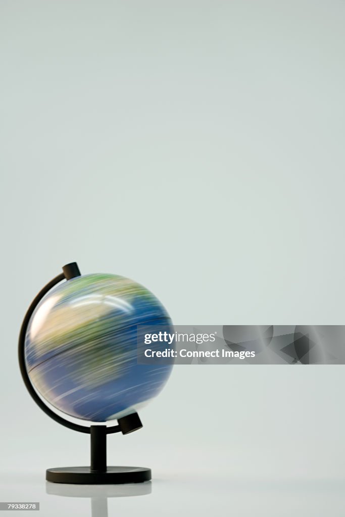 Spinning globe