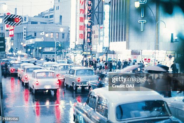 shinjuku higashiguchi in showa - showa period stockfoto's en -beelden