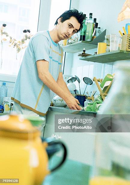 paa130000030 - tâche fastidieuse photos et images de collection