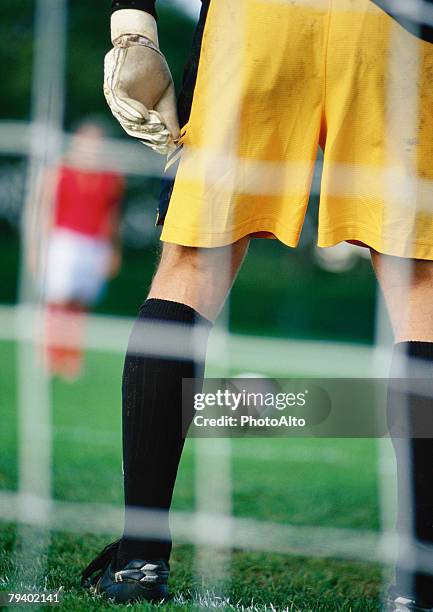 paa164000056 - shootout stock pictures, royalty-free photos & images