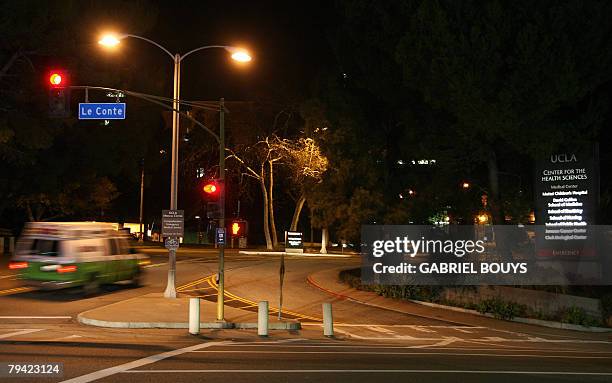 An ambulance arrives at the UCLA Medical center in Los Angeles, California, 31 January 2008, where troubled pop icon Britney Spears been rushed for...