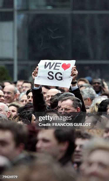 French bank Societe Generale's employees gather in front of the bank's heaquarters, 31 January 2008, in La Defense, west of Paris to protest against...