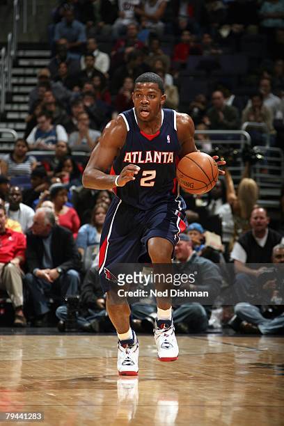 Joe Johnson of the Atlanta Hawks dribbles against the Washington Wizards during the game at the Verizon Center on December 21, 2007 in Washington,...