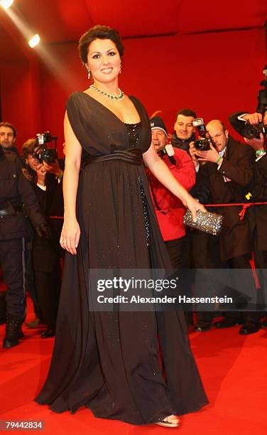 Singer Anna Netrebko arrives for the Vienna opera ball on January 31, 2008 in Vienna, Austria. The traditional Opera Ball is held at the opera house...