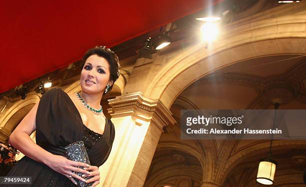 Singer Anna Netrebko arrives for the Vienna opera ball on January 31, 2008 in Vienna, Austria. The traditional Opera Ball is held at the opera house...
