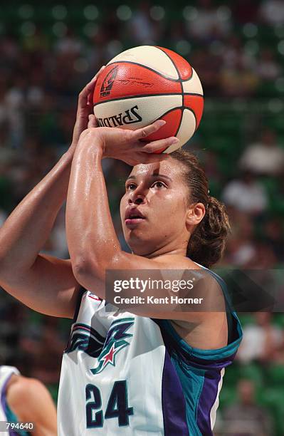 Natalie Williams of the Utah Starzz shoots a free throw during the game against the Washington Mystics on June 4, 2002 at the Delta Center in Salt...