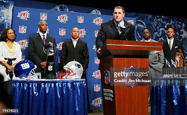 Jason Witten of the Dallas Cowboys speaks during the Walter Payton Award Press Conference on February 1, 2008 at the Phoenix Convention Center in...