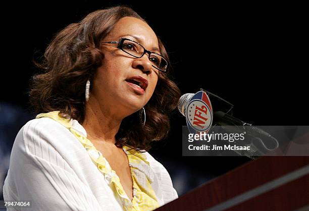 Connie Payton, wife of the late Walter Payton, speaks during the Walter Payton Award Press Conference on February 1, 2008 at the Phoenix Convention...