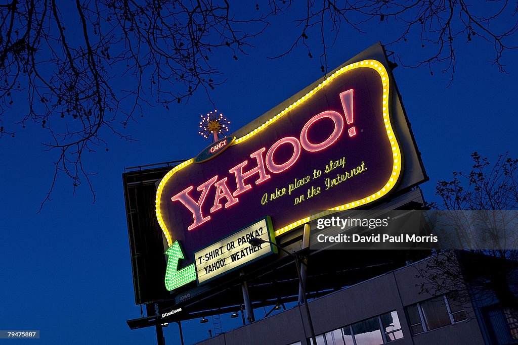 Microsoft Makes $44.6 Billion Bid For Yahoo