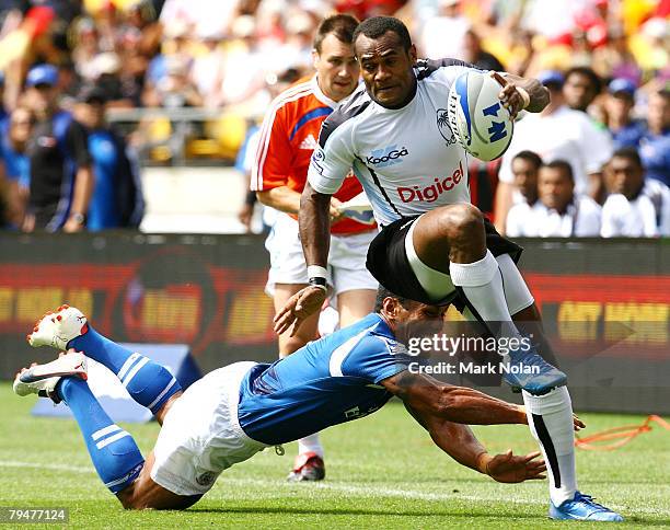 Neumi Nanuku of Fiji in action during the Cup Quaterfinal match between the Fiji and Samoa in the New Zealand International Sevens at Westpac Stadium...