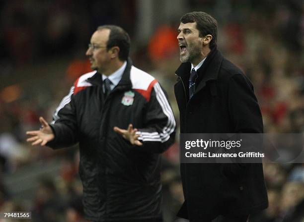 Liverpool Manager Rafael Benitez and Sunderland Manager Roy Keane shout instructions to their players during the Barclays Premier League match...