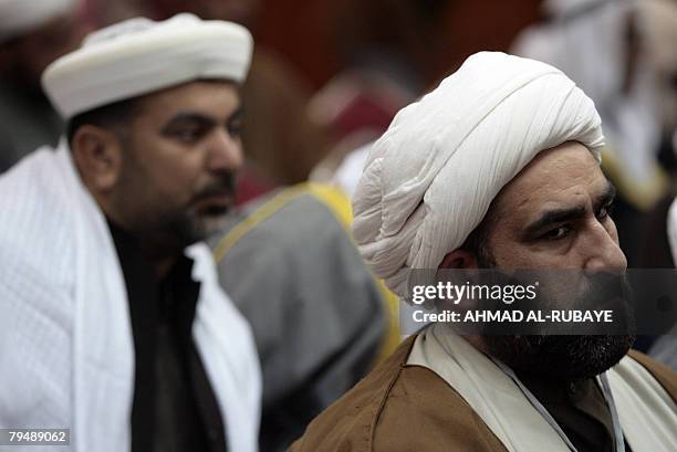 Muslims In Iraq 466 Iraqi Sunni Muslim Scholars Stock Photos, High-Res Pictures, and ...