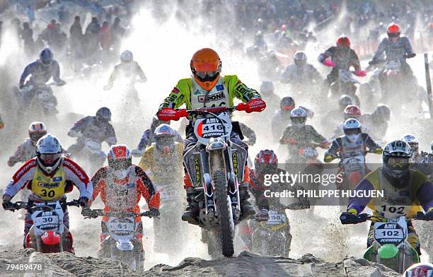 Competitors ride on Le Touquet, northern France, 03 February 2008, during the 3rd edition of the Touquet Enduropal motorcycling race, that replaces...
