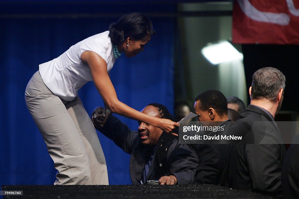 Michelle Obama Holds Rally With Oprah And Caroline Kennedy