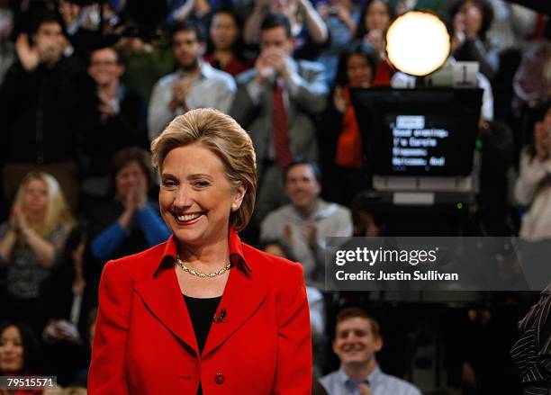 Democratic presidential hopeful Sen. Hillary Clinton greets the studio audience before the live broadcast of the Voices Across America town hall...