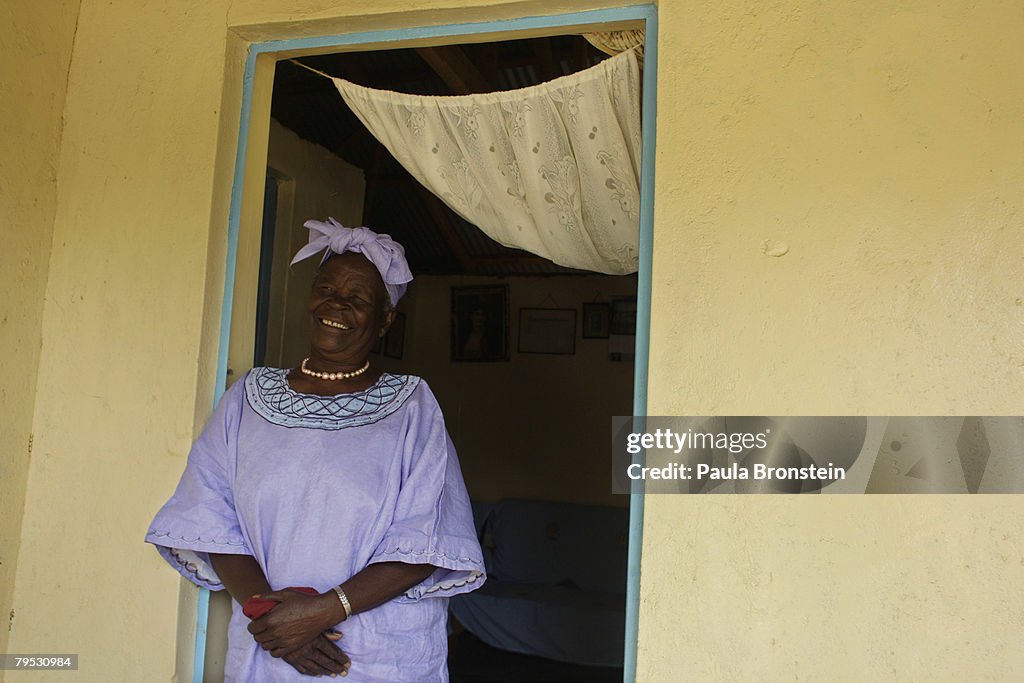 Barak Obama's Grandmother Awaits Super Tuesday Results