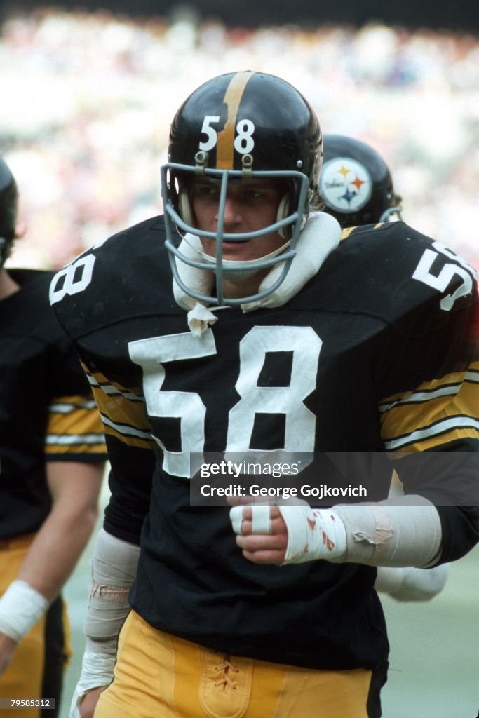 Linebacker Jack Lambert of the Pittsburgh Steelers looks on from the  News Photo - Getty Images