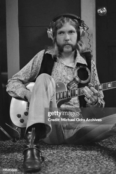 535 Duane Allman Photos & High Res Pictures - Getty Images
