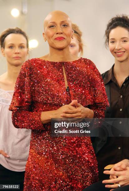 S Good Morning America co-anchor Robin Roberts, who was recently diagnosed with breast cancer and completed chemotherapy, takes a bow after walking...