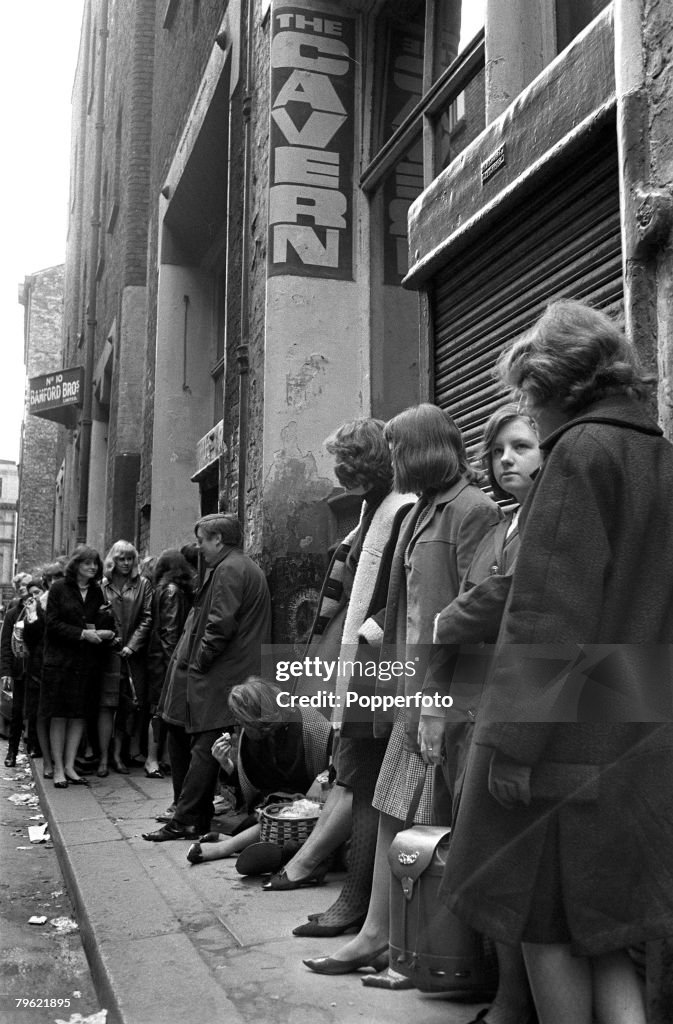 People. Pop Music. pic: 1964. The famous Cavern Club in Liverpool, England, (showing a group of pop fans outside), the club the scene for the "Sound of '64 Beat Contest", for the finals of the nation-wide contest.