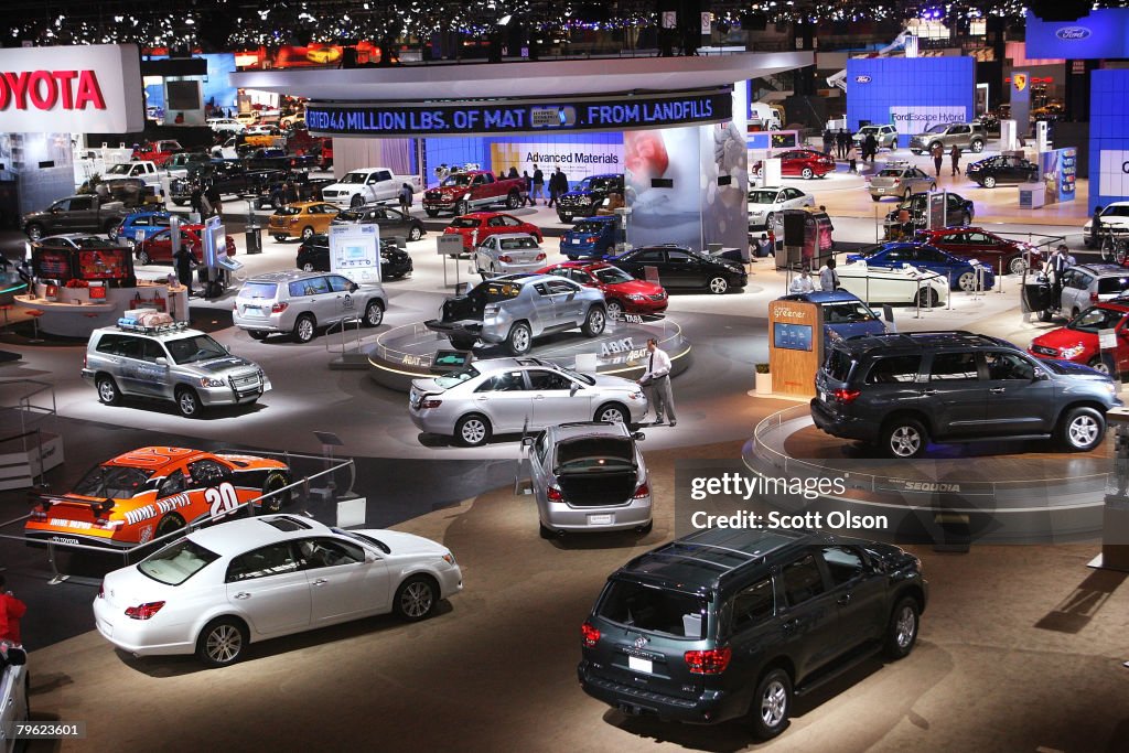 Chicago Launches 100th Chicago Auto Show