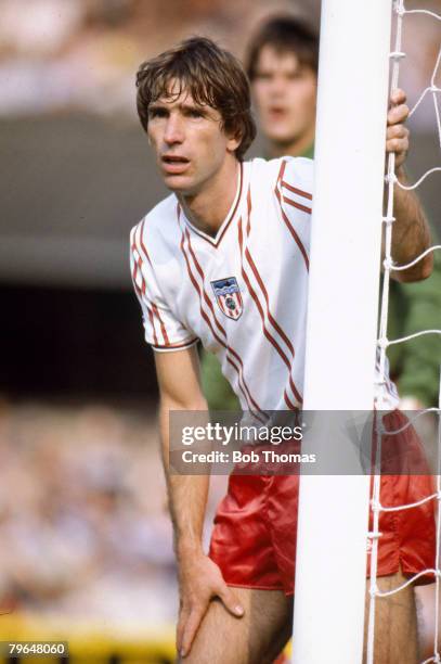 Circa 1982, Iain Munro, Sunderland 1981-1983, who won 7 Scotland international caps 1979-1980 while with St, Mirren