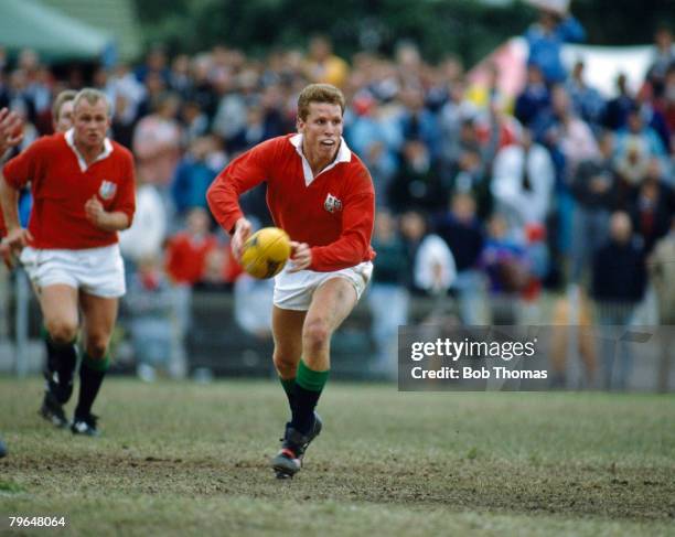 Sport, Rugby Union, pic: 18th July 1989, British Lions Tour of Australia, Newcastle, New South Wales v British Lions, Brendan Mullin, British Lions,...