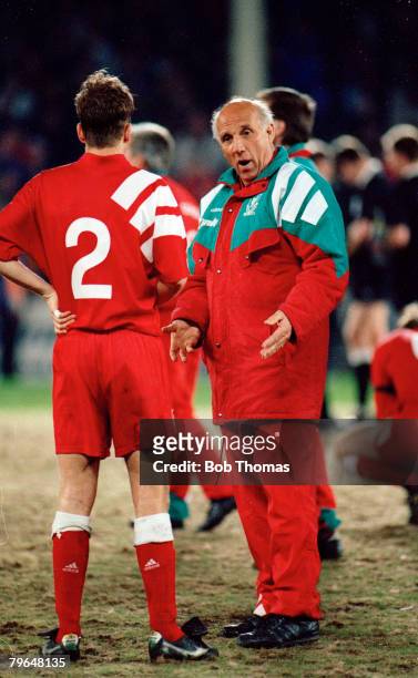 13th April 1992, FA, Cup Semi-Final Replay, Liverpool 0 v Portsmouth 0 a,e,t, Liverpool win 3-1 on penalties, Ronnie Moran the Liverpool Acting...