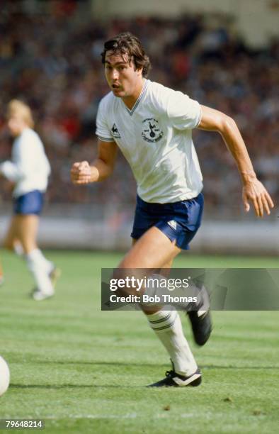 Circa 1982, Paul Miller, Tottenham Hotspur central defender 1978-1986