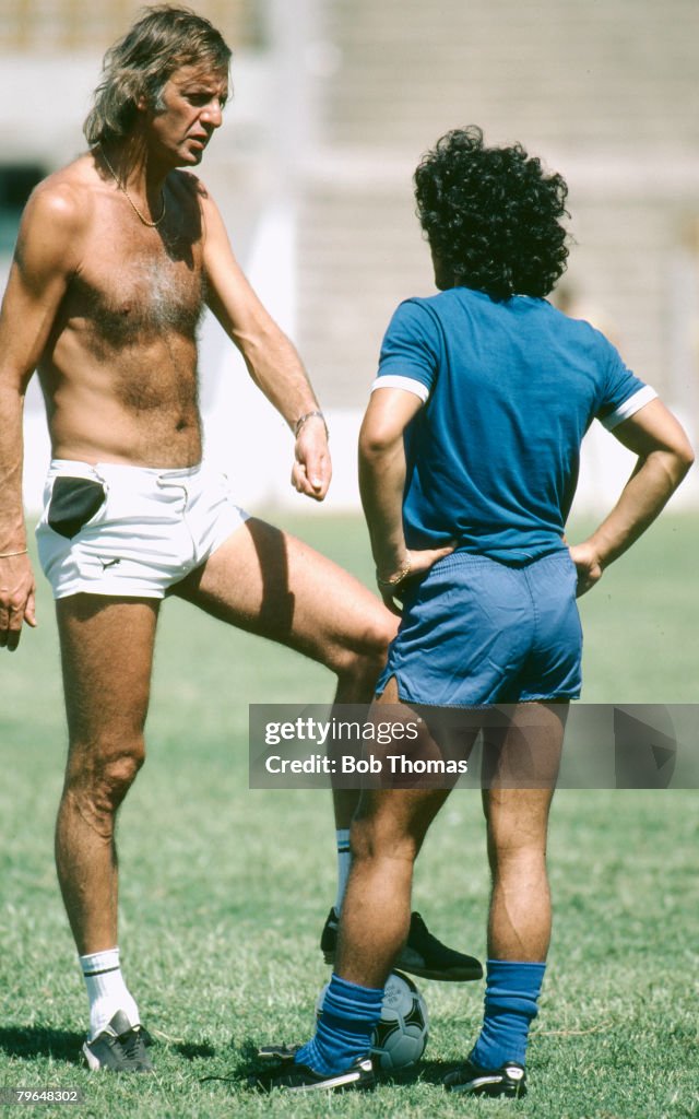 BT Sport, Football, pic: circa 1980, Argentina Training, Cesar Luis Menotti, Argentina Coach, who led Argentina to victory in the 1978 World Cup talking with rising young star Diego Maradona,