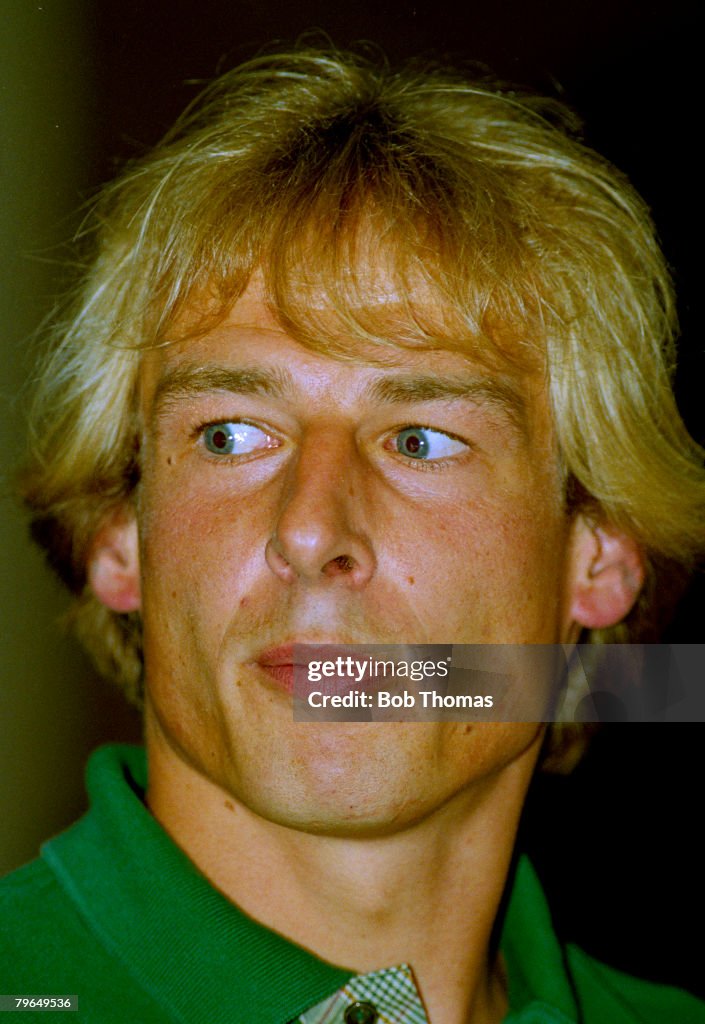 Sport, Football, pic: August 1994, Jurgen Klinsmann, Tottenham Hotspur, 1994-1997pictured at a press conference at White Hart 