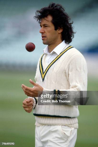 Sport, Cricket, The Oval, pic: 20th May 1987, Pakistan Nets, Imran Khan, Pakistan, Imran Khan played in 88 Test matches for Pakistan between 1971-1992
