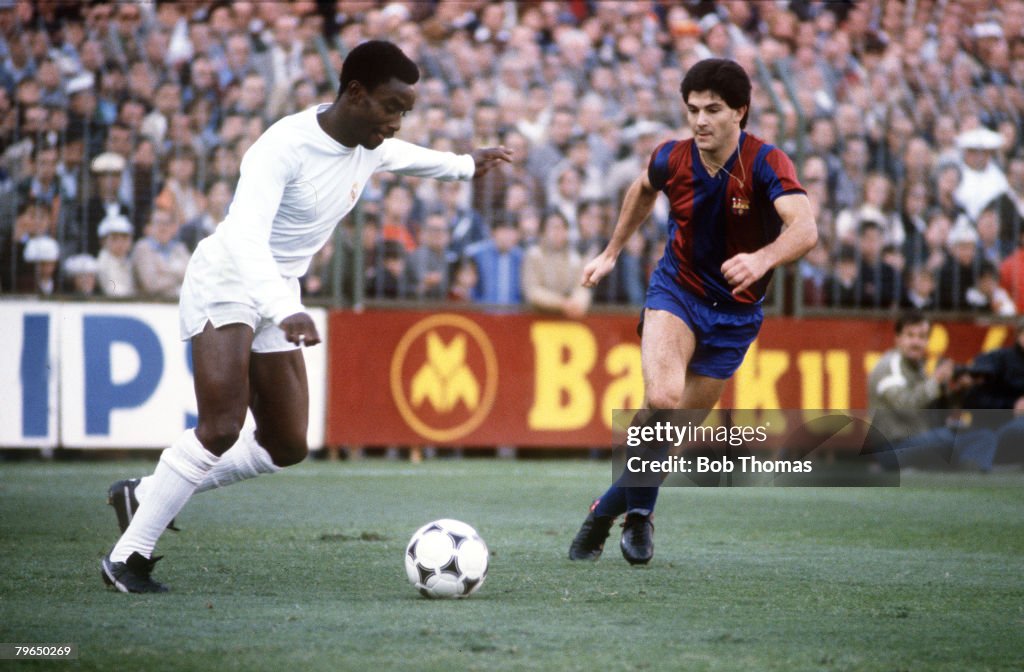 BT Sport, Football, pic: circa 1980, Spanish League, Real Madrid 3, v Barcelona 2, Laurie Cunningham, Real Madrid poised to cross the ball, Laurie Cunningham (1956-1989) played in Spain for Real Madrid, 1979 - 1983, sadly killed in a car crash in 1989