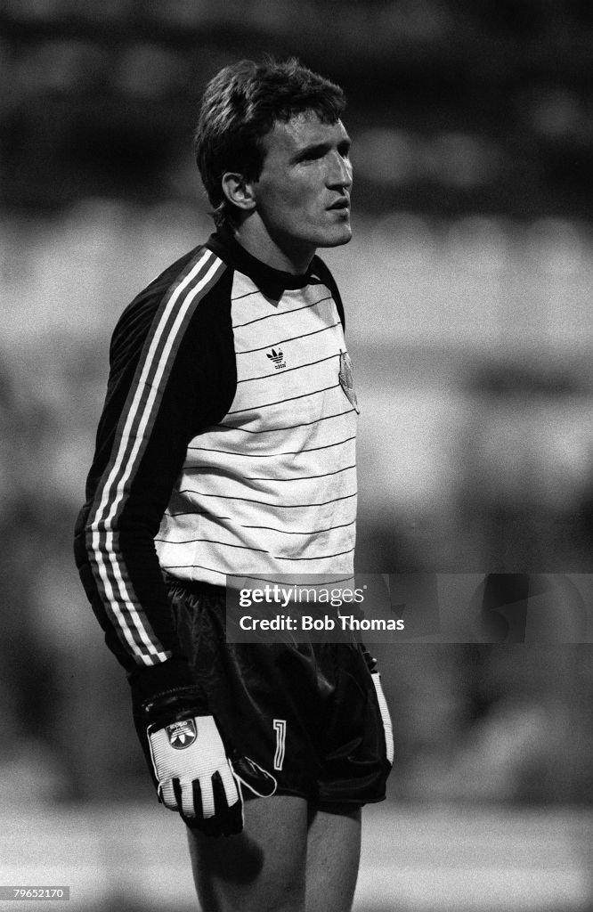 Football, 1982 World Cup Finals, Zaragoza, Spain, 17th June 1982