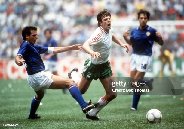World Cup Finals, Azteca Stadium, Mexico, 31st May Italy 1 v Bulgaria 1, Italy's Gaetano Scirea fouls Bulgaria's Nasko Sirakov as he goes past him...