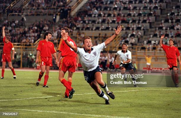 Football, 1990 World Cup Second Round, Bologna, Italy, 26th June 1990, England 1 v Belgium 0 aet, England's David Platt celebrates after scoring the...