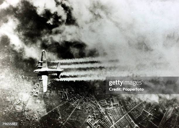 War and Conflict, World War Two, pic: February 1945, An American B-17 "Flying Fortress" pictured making a daylight raid over Berlin, with the sky...