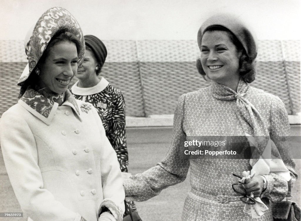 Stage and Screen, Royalty, Personalities, pic: 3rd July 1972, Princess Grace of Monaco welcomes HRH,Princess Anne to the principality, The former Grace Kelly, (1929-1982) born in Philadelphia, was a cool, elegant beauty, who starred in such films as "High