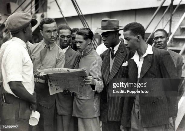 People, Immigration, pic: 22nd June 1948, Some of the first Immigrants from the Caribbean island of Jamaica arrive at Tilbury, London, on board the "...