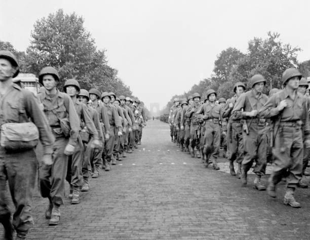 UNS: (FILE) WWII: 70 Years Since the Liberation of Paris