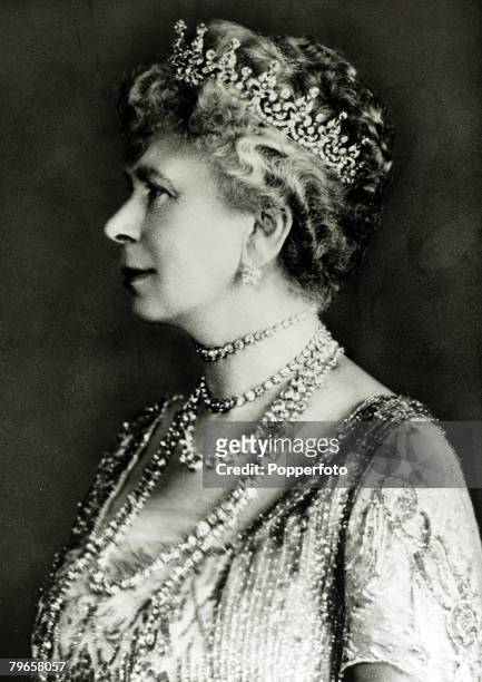 History Personalities, British Royalty, pic: 1920, HM,Queen Mary, portrait, Queen Mary born Mary of Teck, became Queen Consort when her husband King...
