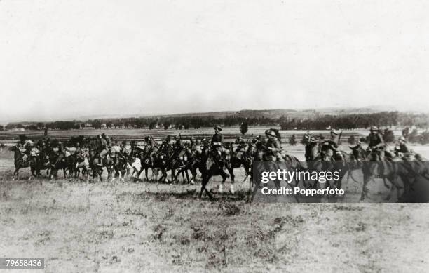 War and Conflict, Spanish Civil War , pic: 1936, A patriot cavalry column advancing on a government position in the Irun sector of Northern Spain,...