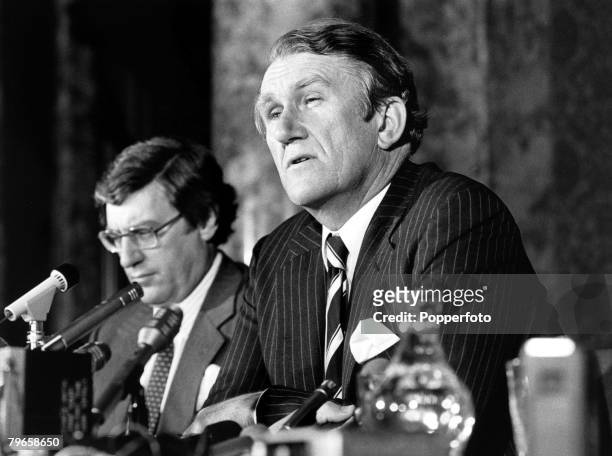 England, 4th February 1980, Australian Prime Minister Malcolm Fraser speaks at a London news conference