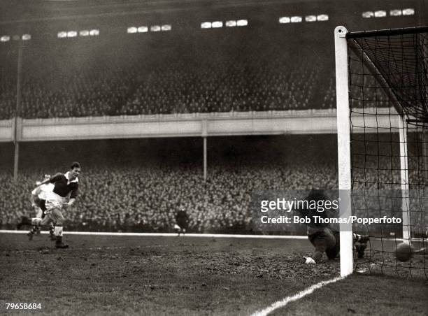 27th January 1951, FA Cup 4th Round, Arsenal 3 v Northampton Town 2, at Highbury, Northampton Town's Tommy English, scores his team's first goal as...