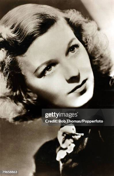 Cinema Personalities, pic: circa 1930's, American actress Margaret Sullavan,