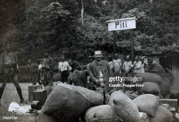 War and Conflict, World War I, Africa, pic: circa 1914, Anglo-French conquest of the Cameroons shows the Intendence Militaire on the northern railway...